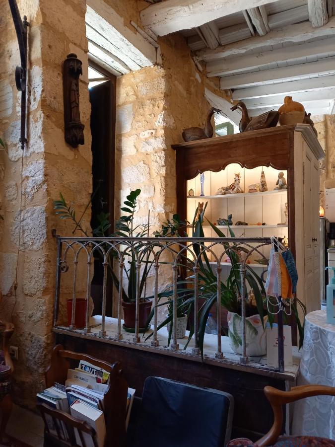 Chambre D Hotes Les Remparts Saint-Cyprien  Luaran gambar